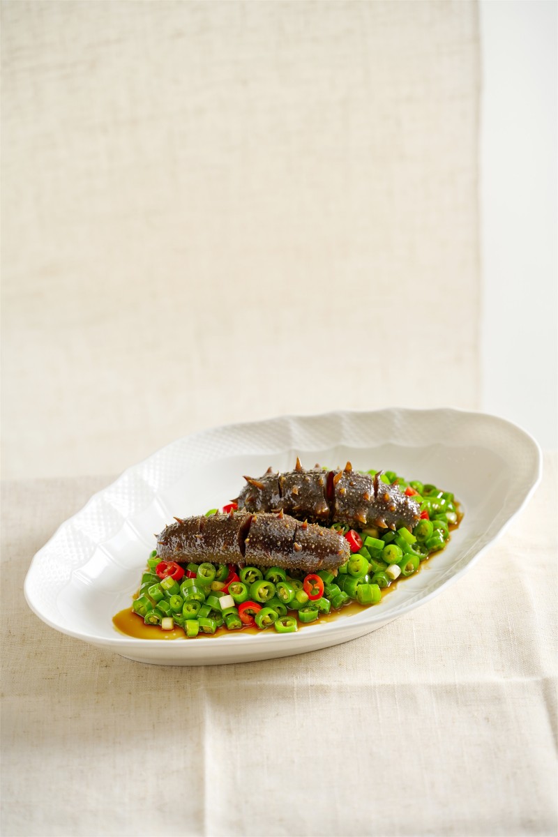 老虎菜拌活海参 