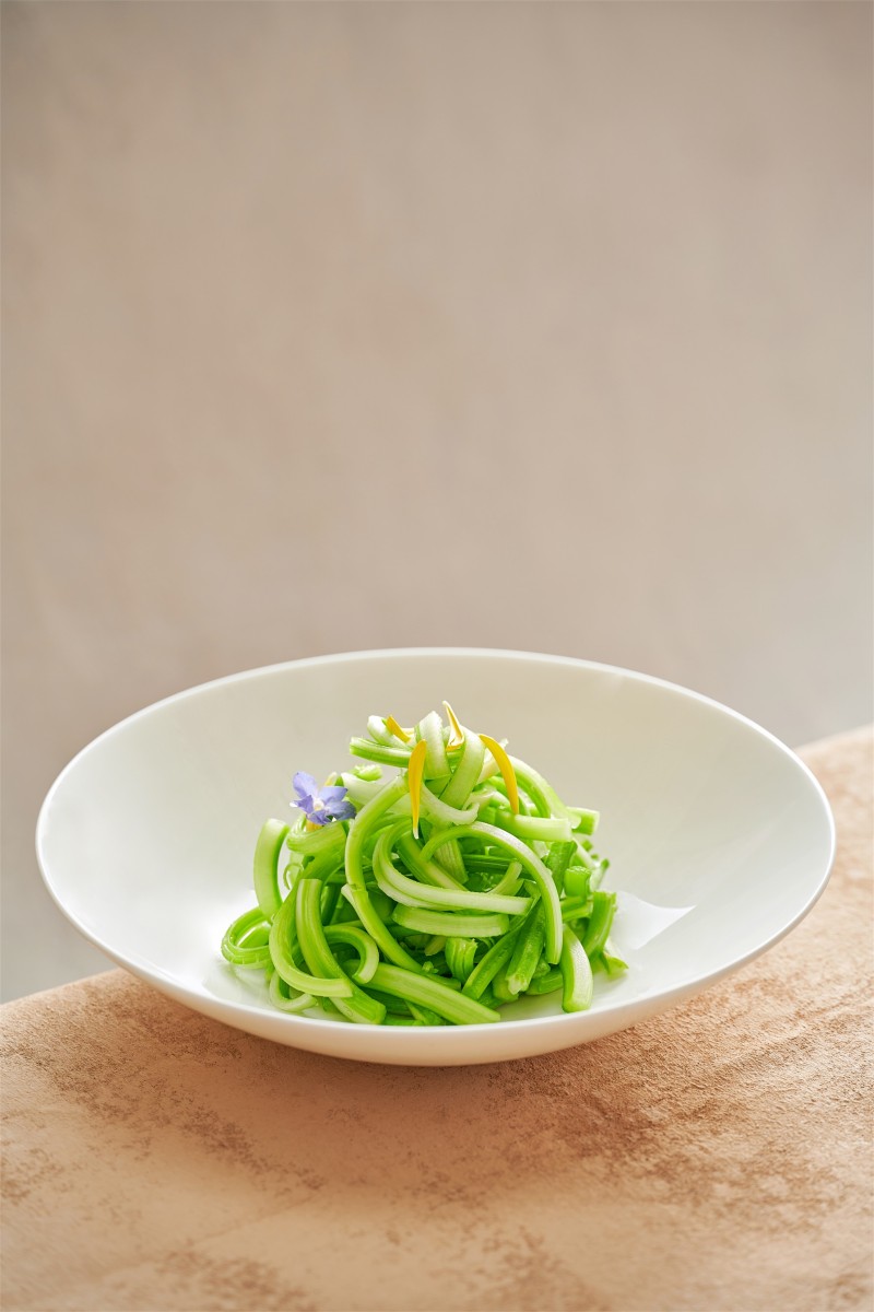 油醋汁章丘鲍芹 